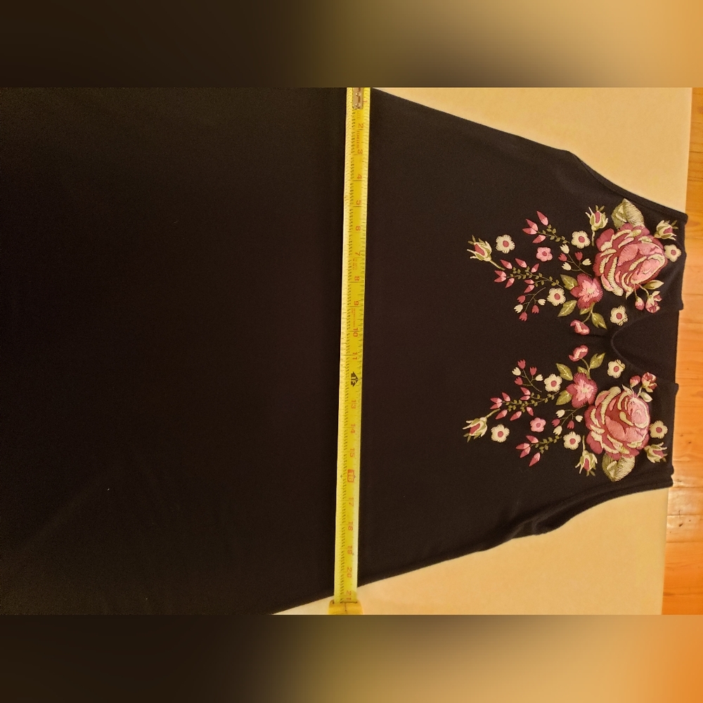 Dress - Picture 5 of 6